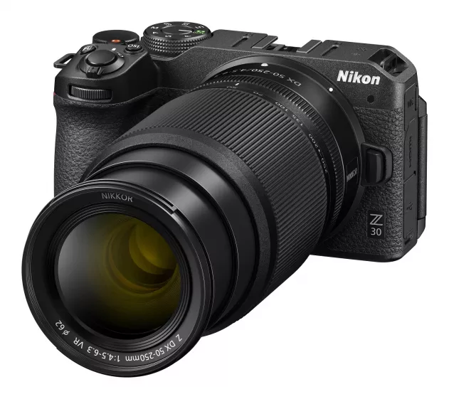 Nikon Z30 KIT DX 16-50/3.5-6.3 VR + DX 50-250/4.5-6.3 VR inkl. 150 EUR Rabatt